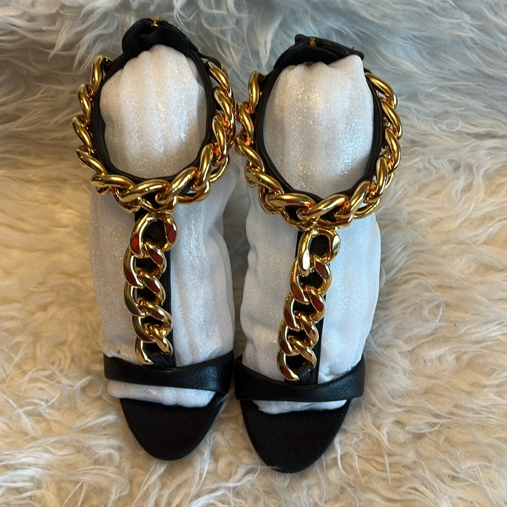Giuseppe Zanotti Women’s Black Leather Chain Detail T Strap Sandals Size 35 EU - Picture 5 of 16